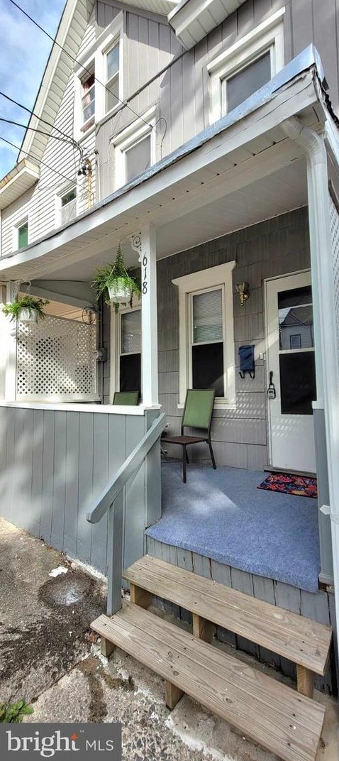 618 Ohio Ave, Trenton, NJ 08638-3824