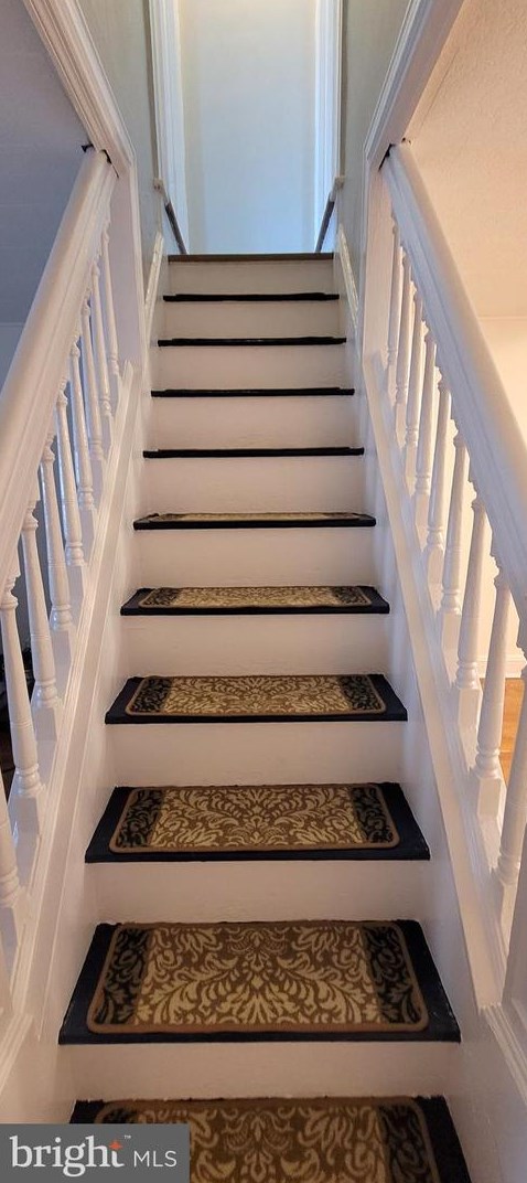 618 Ohio Ave, Trenton NJ  08638-3925 exterior