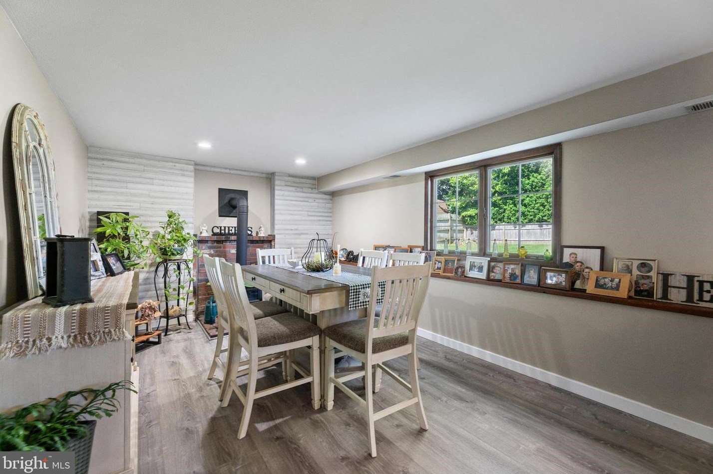 76 Sunnybrae Blvd, Trenton NJ 08620-1559 exterior