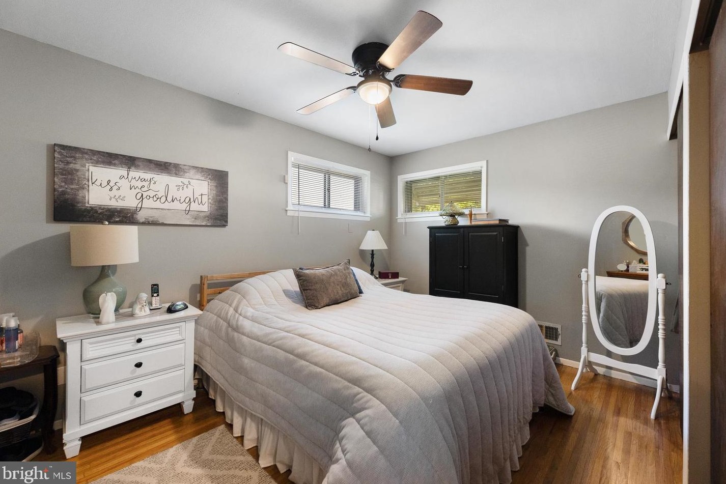 76 Sunnybrae Blvd, Trenton NJ 08620-1559 exterior