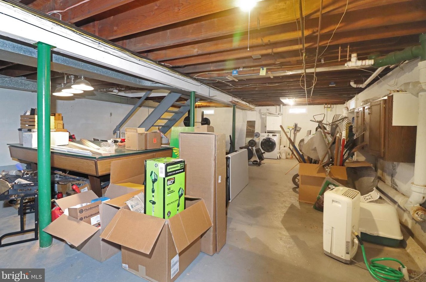 469 Fenwood Ave, Trenton NJ  08619-2573 exterior