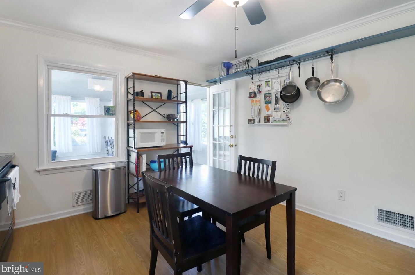 469 Fenwood Ave, Trenton NJ  08619-2573 exterior