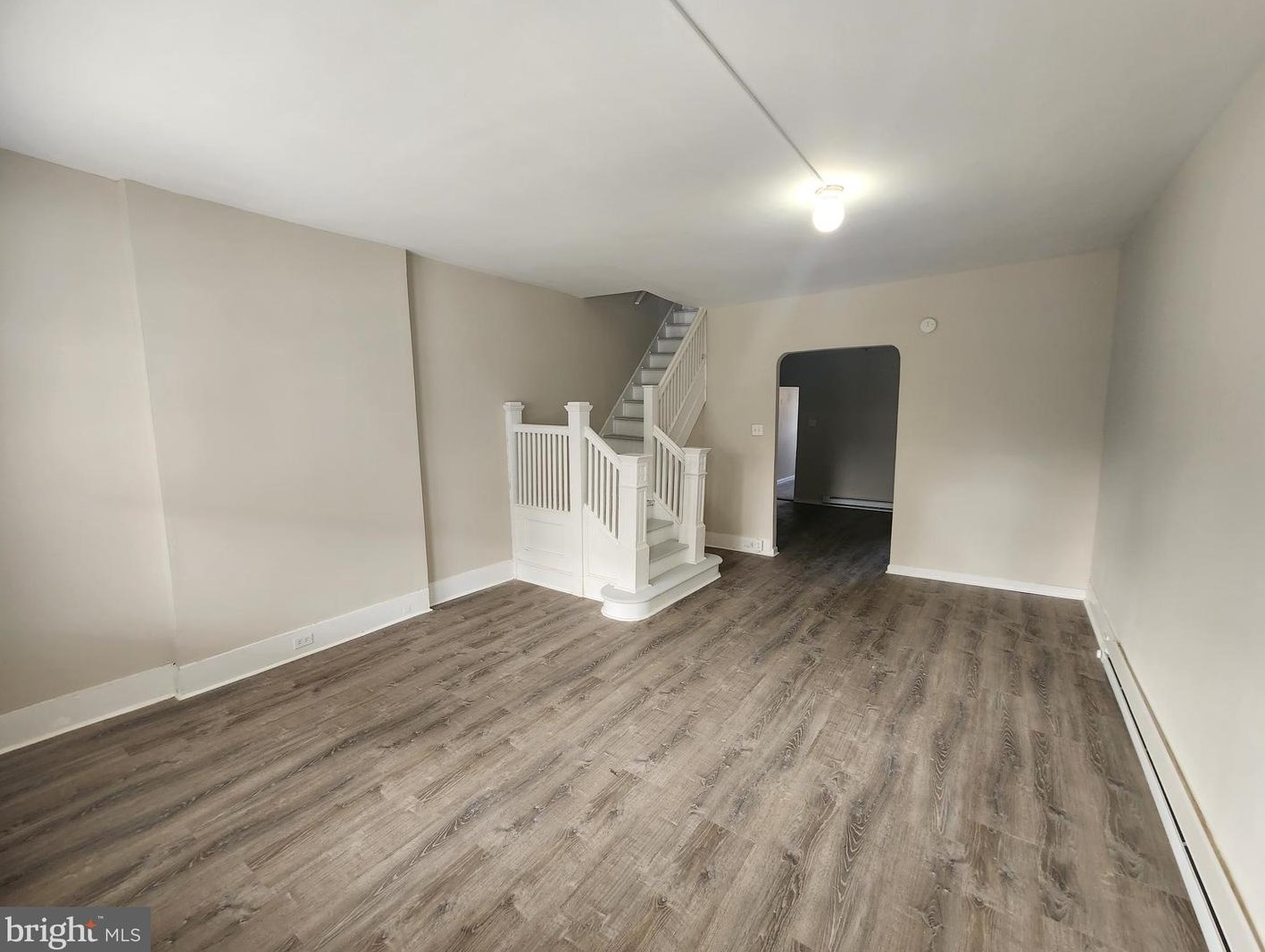 57 Colonial Ave, Trenton, NJ 08618-5515