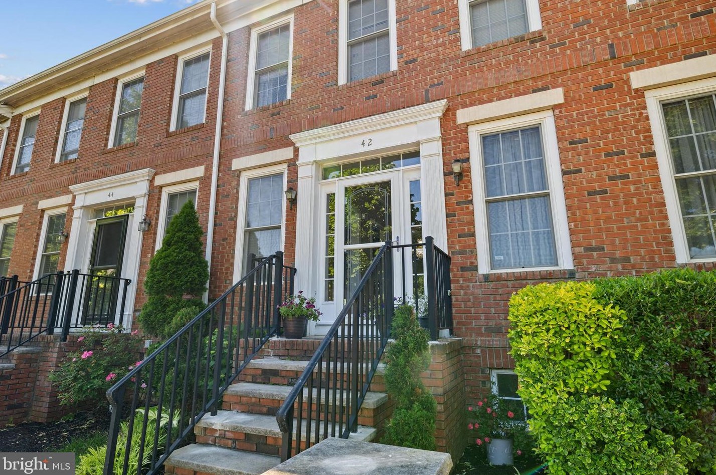 42 North St, Trenton, NJ 08691-4125