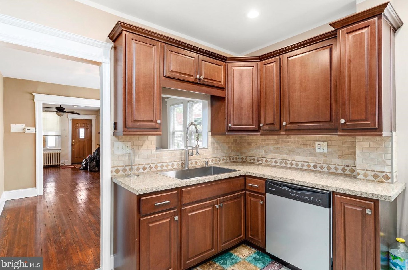 406 Beechwood Ave, Trenton NJ  08618-2524 exterior