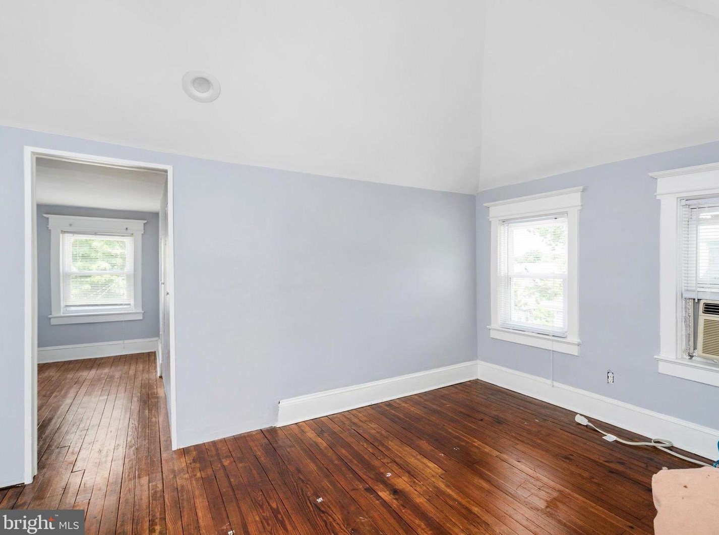 406 Beechwood Ave, Trenton NJ  08618-2524 exterior