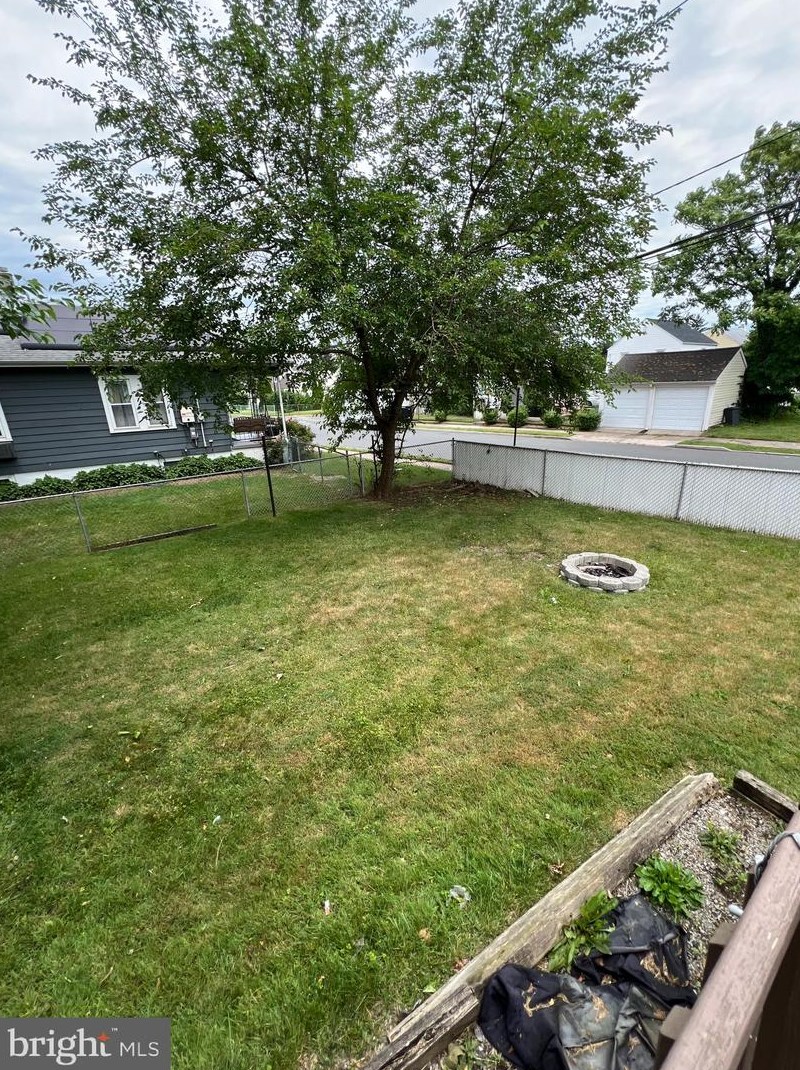 240 Darcy Ave, Trenton NJ 08629-1615 exterior