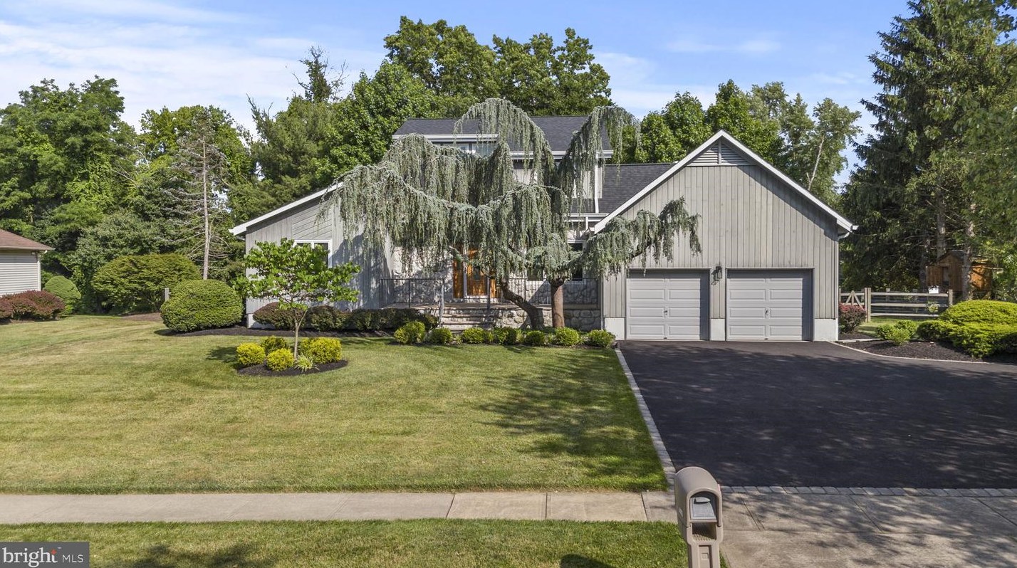 403 Bergen St, Lawrence Township, NJ 08648