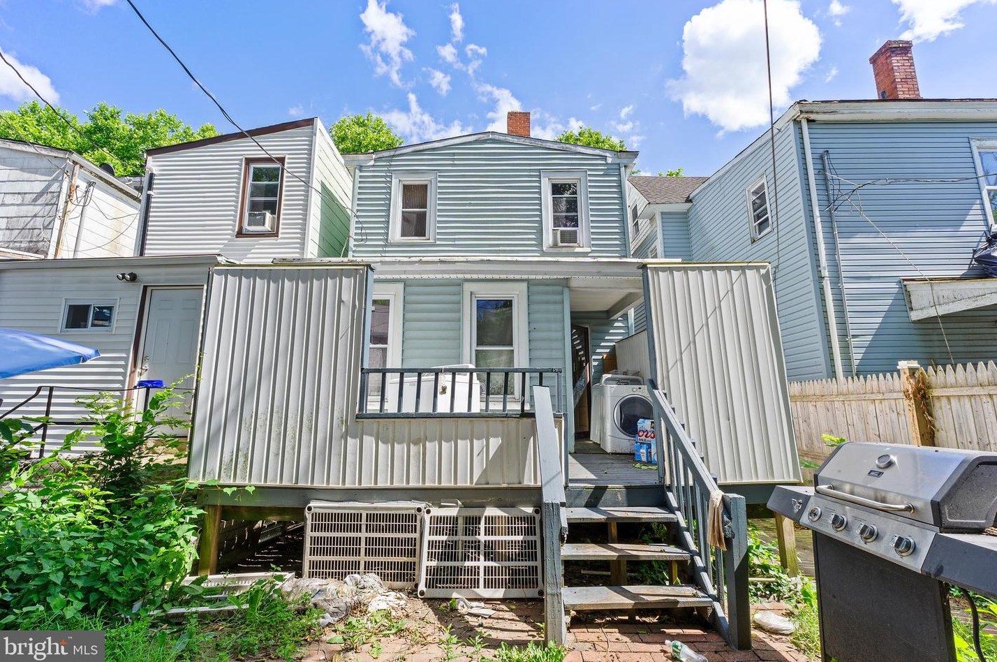 508 Tyler St, Trenton NJ  08609-2622 exterior