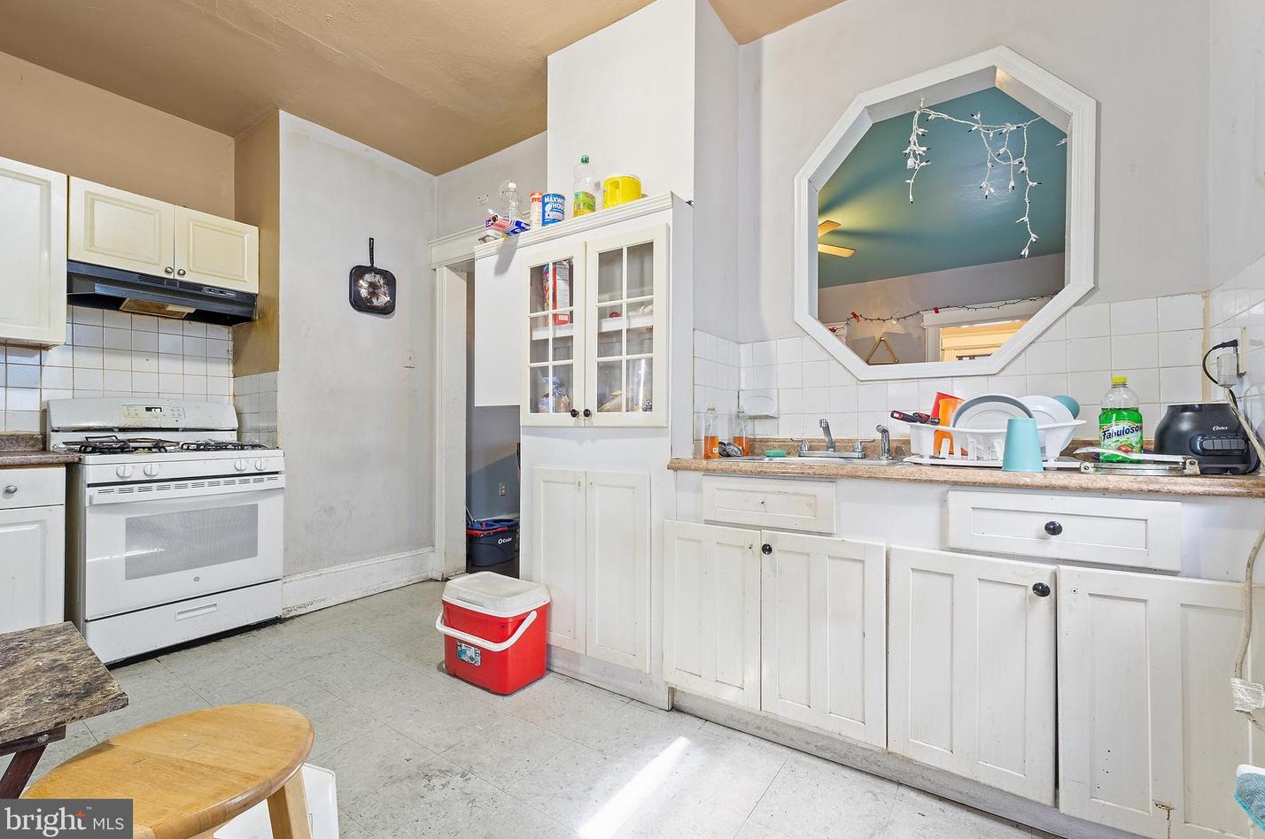 508 Tyler St, Trenton NJ  08609-2622 exterior