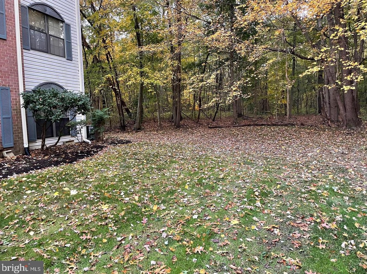 27 Kite Ct, Trenton, NJ 08648