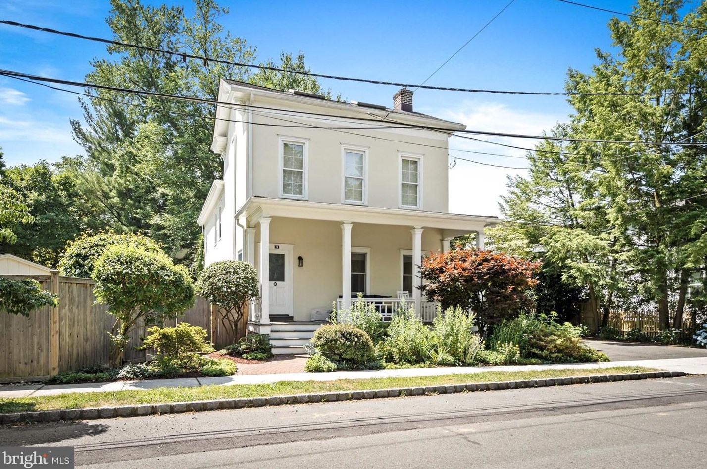 11 Willow St, Princeton, NJ 08540