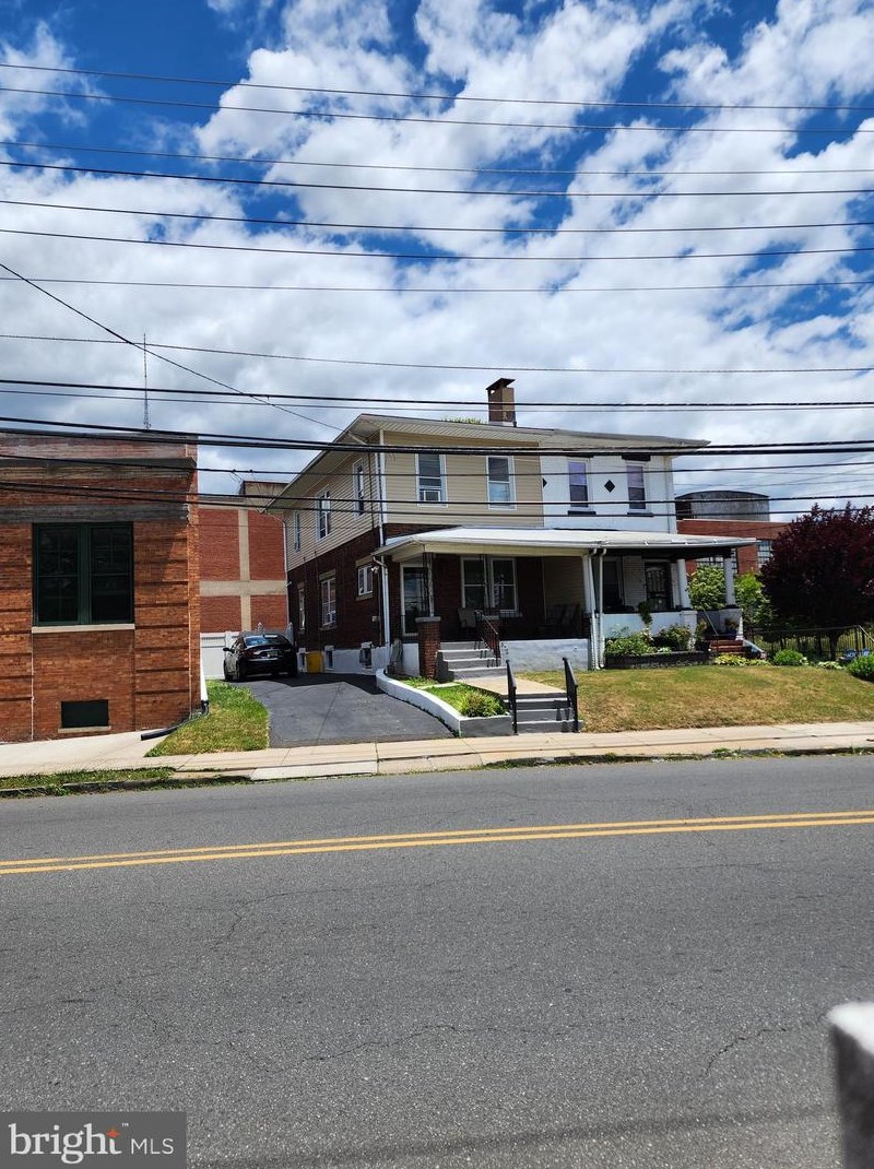 372 Pennington Ave, Trenton, NJ 08618