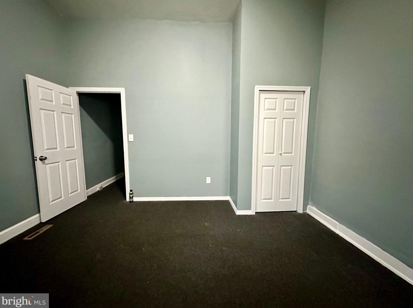 908 S Broad St #apt 1, Trenton, NJ 08611