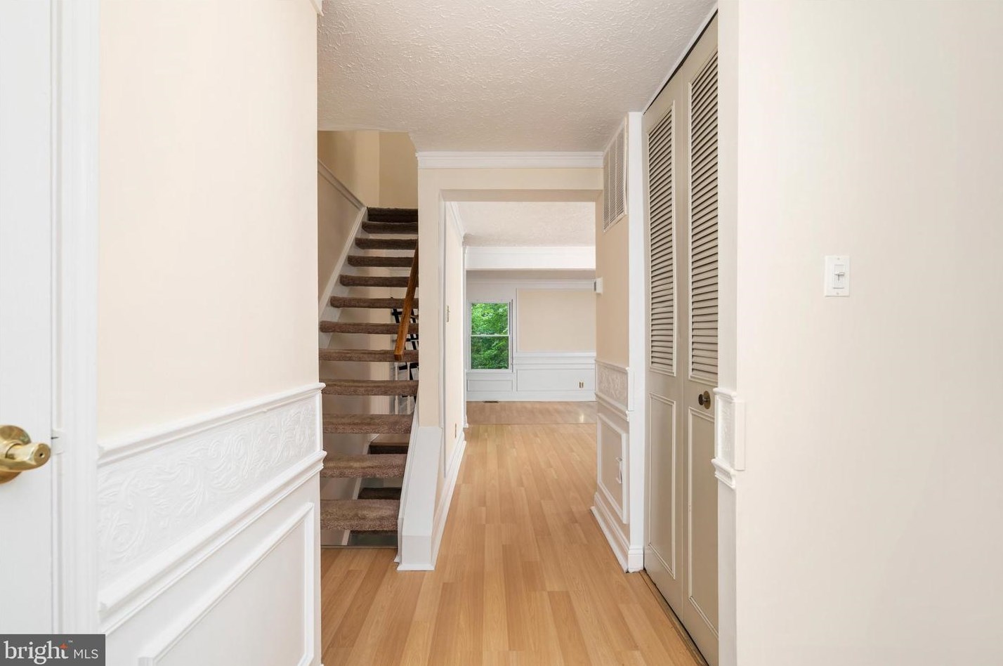 12 Woodland Ct, Trenton, NJ 08610