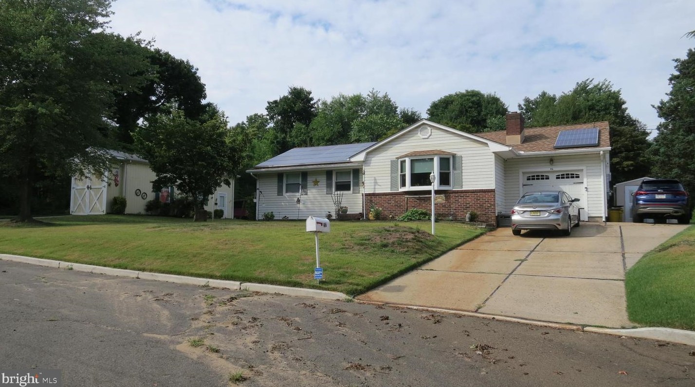 46 Sunset Ave, Trenton, NJ 08610