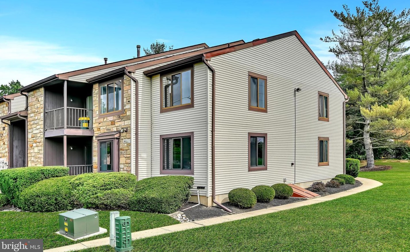 41 Bozarth Ct, Trenton, NJ 08690