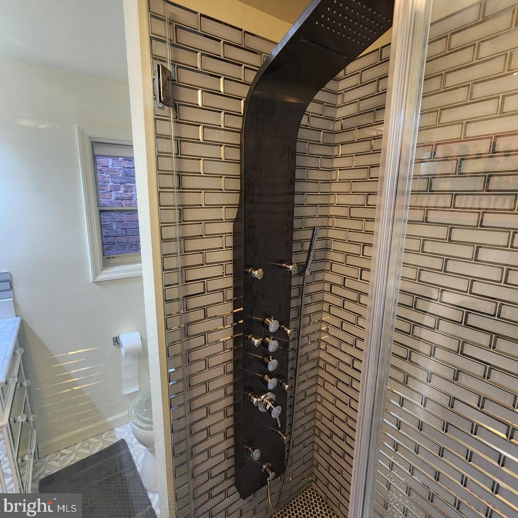 252 Jackson St, Trenton NJ  08611-1720 exterior