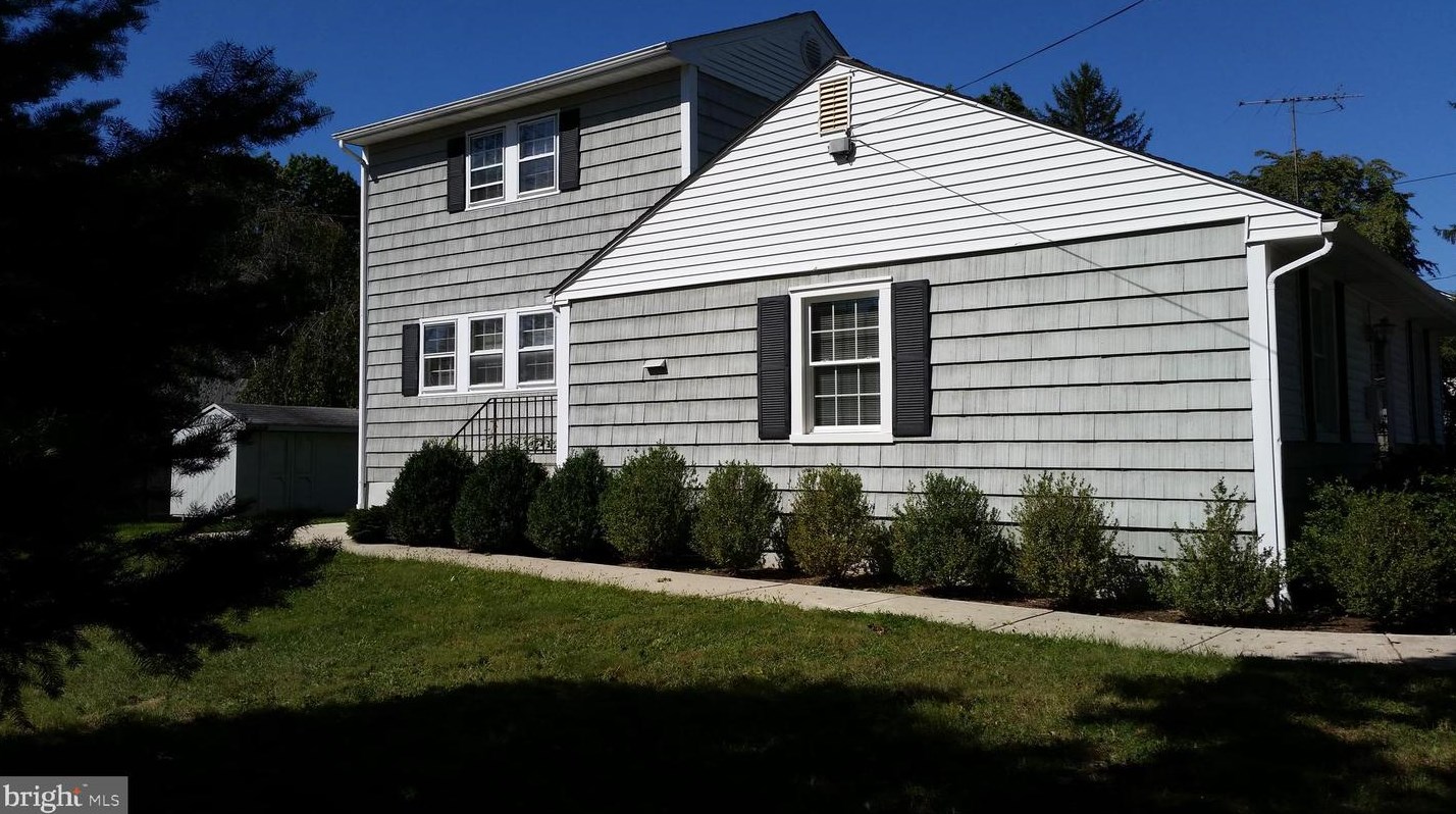 284 Ewing St, Princeton NJ  08540-2744 exterior