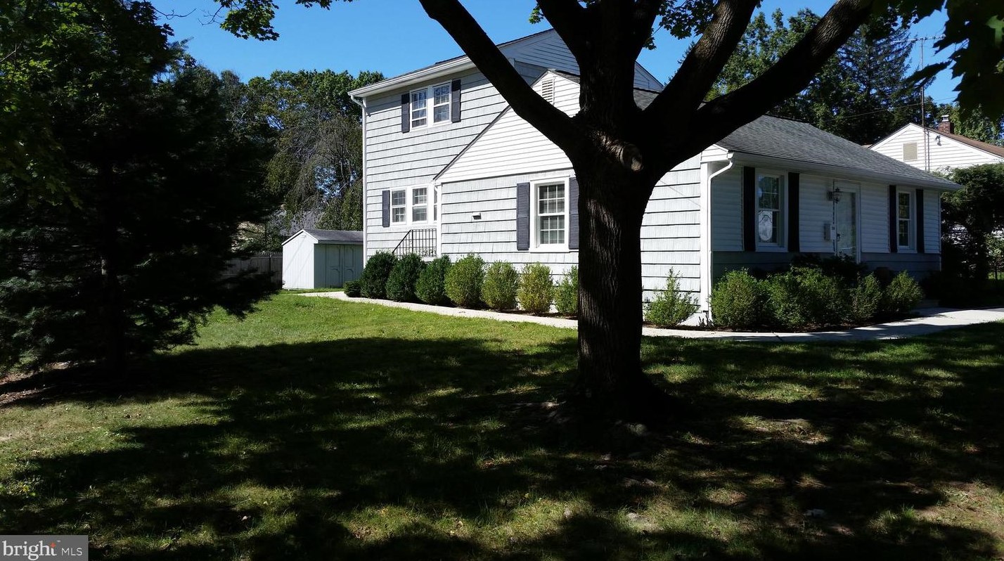 284 Ewing St, Princeton NJ  08540-2744 exterior