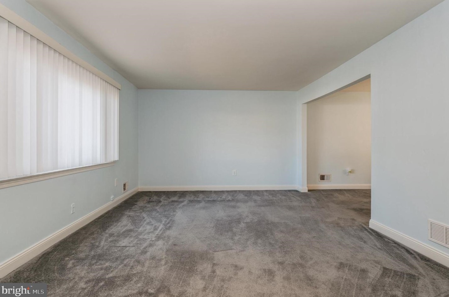 22 Churchill Ave, Trenton, NJ 08610