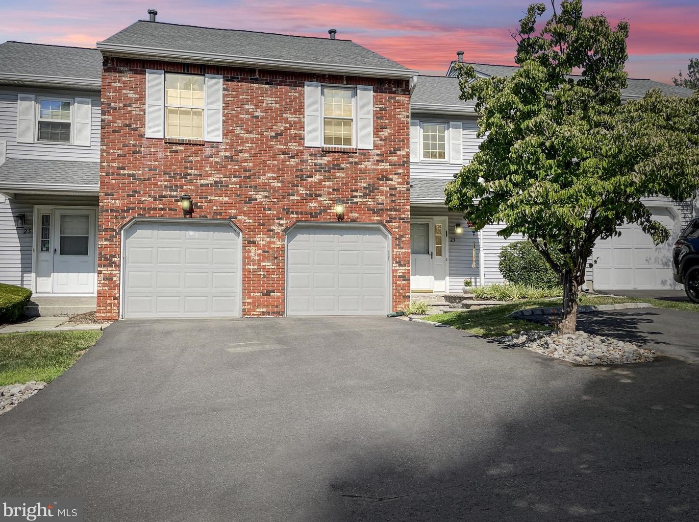 23 Heritage Ct, Trenton, NJ 08628