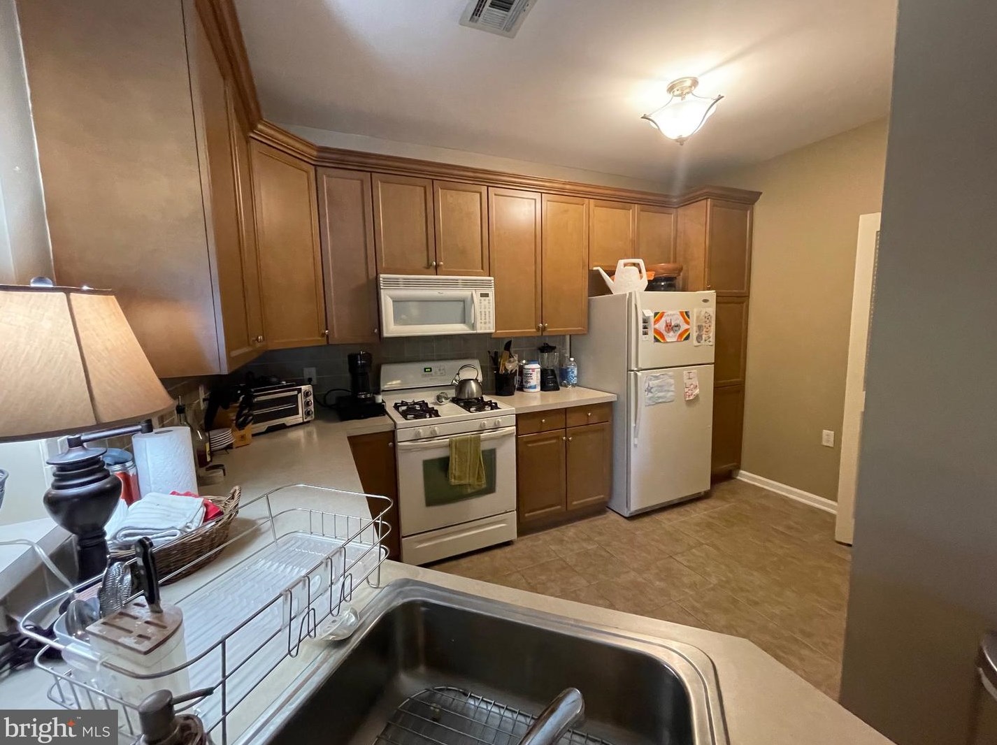 213 Masterson Ct, Trenton NJ  08618-1438 exterior