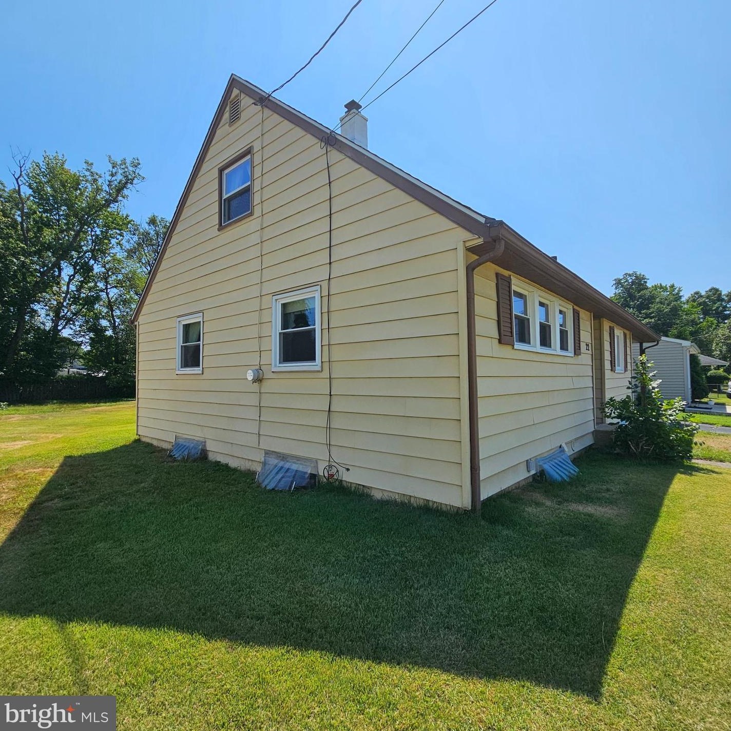 22 Endicott Rd, Trenton, NJ 08690