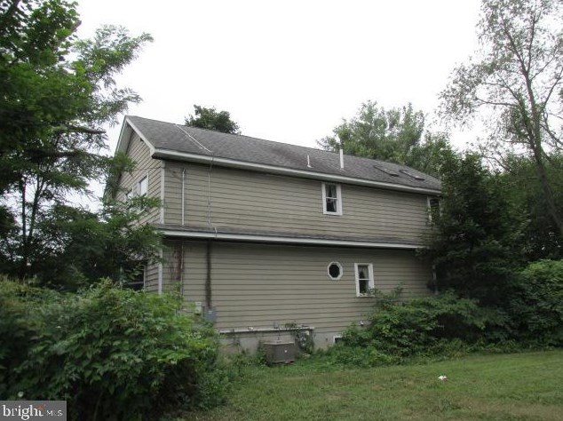 1247 Cedar Ln, Trenton, NJ 08610