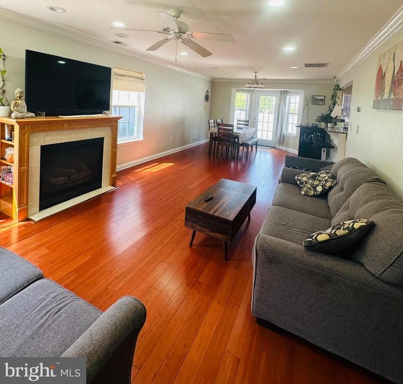 127 Fountayne Ln, Trenton NJ  08648-2680 exterior