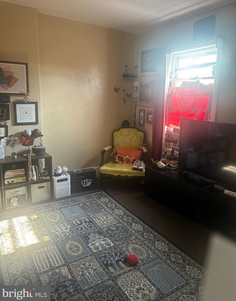 205 2 St, Trenton NJ 08611-3019 exterior