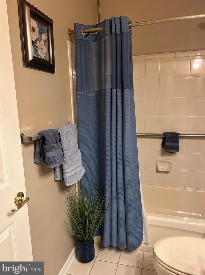 111 Kyle Way, Trenton NJ 08628-2523 exterior