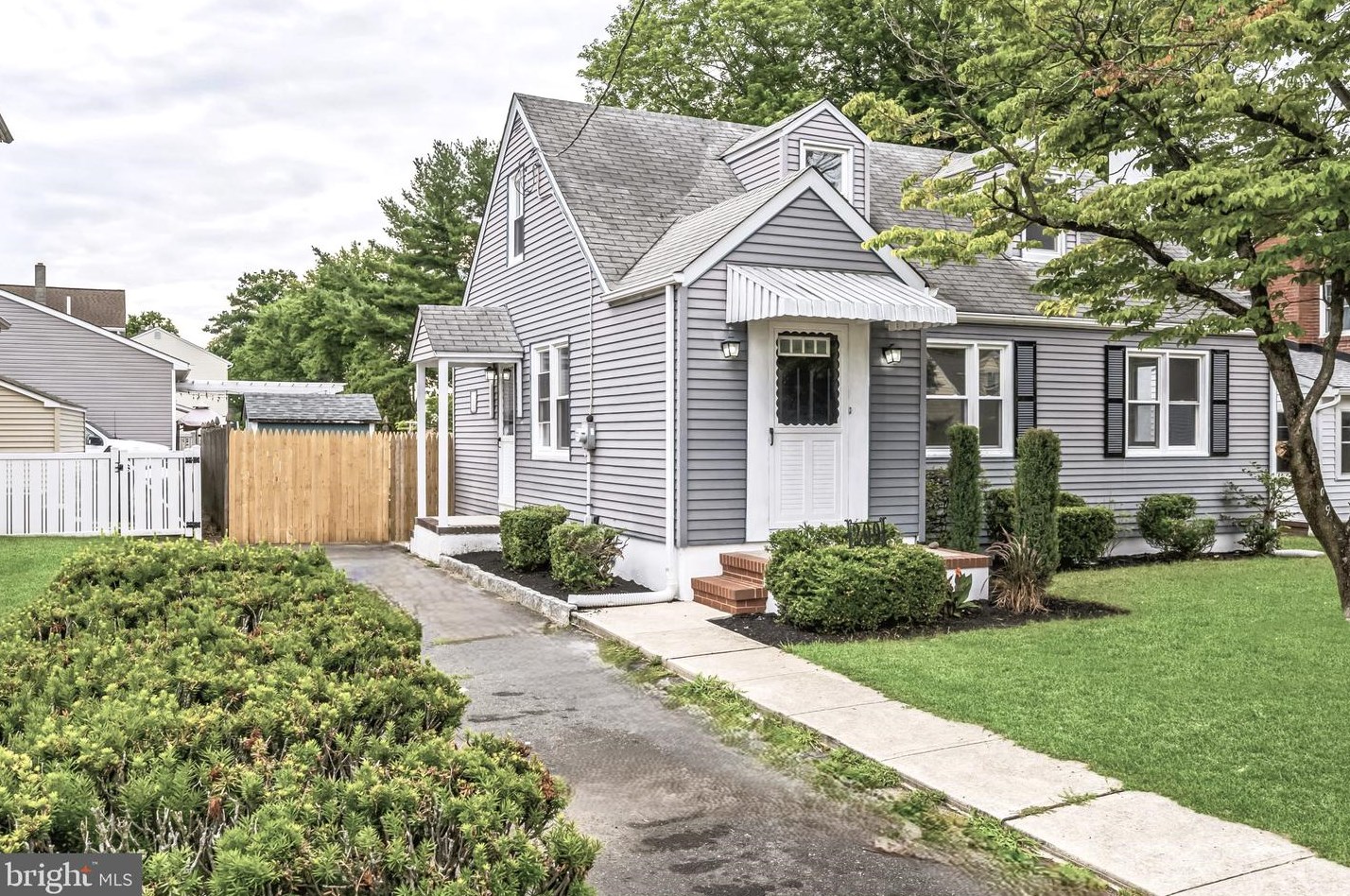 209 Klockner Rd, Trenton, NJ 08619-2815