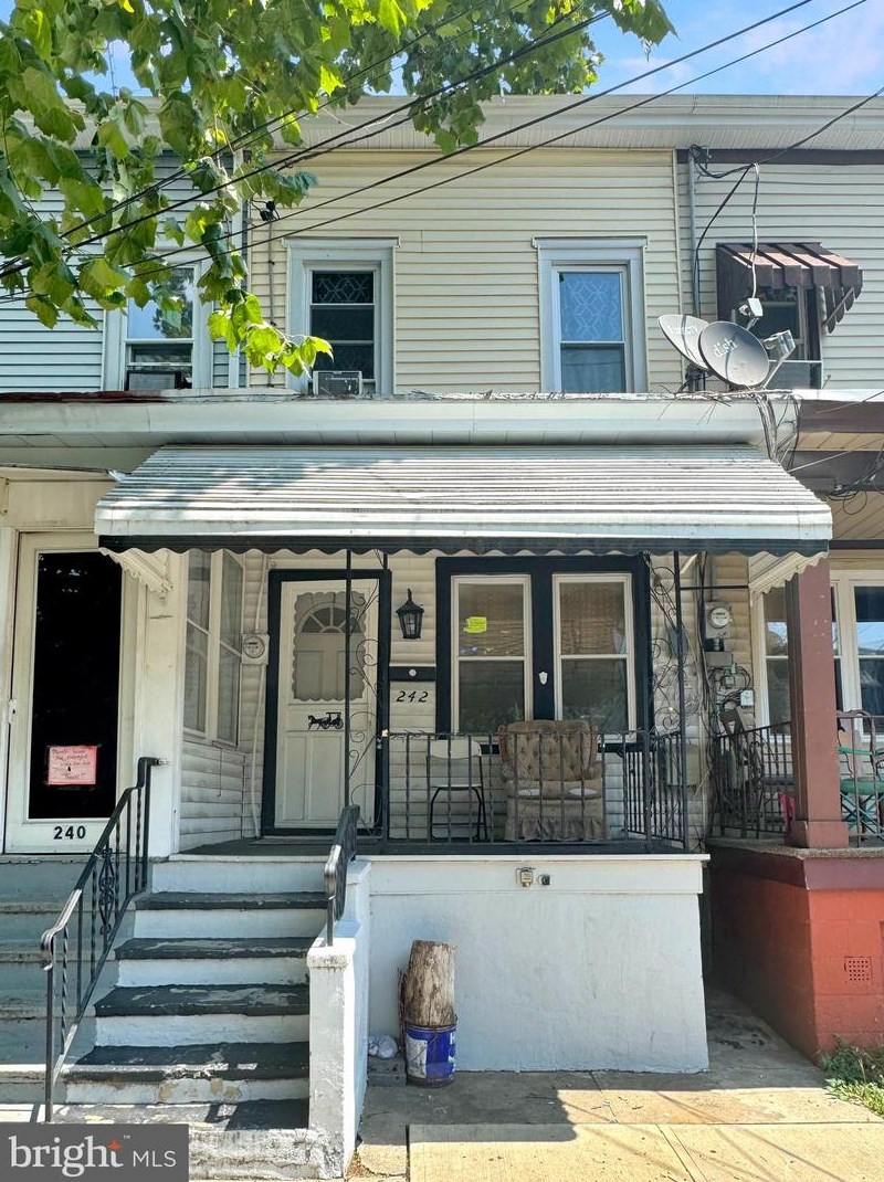 242 Franklin St, Trenton, NJ 08611