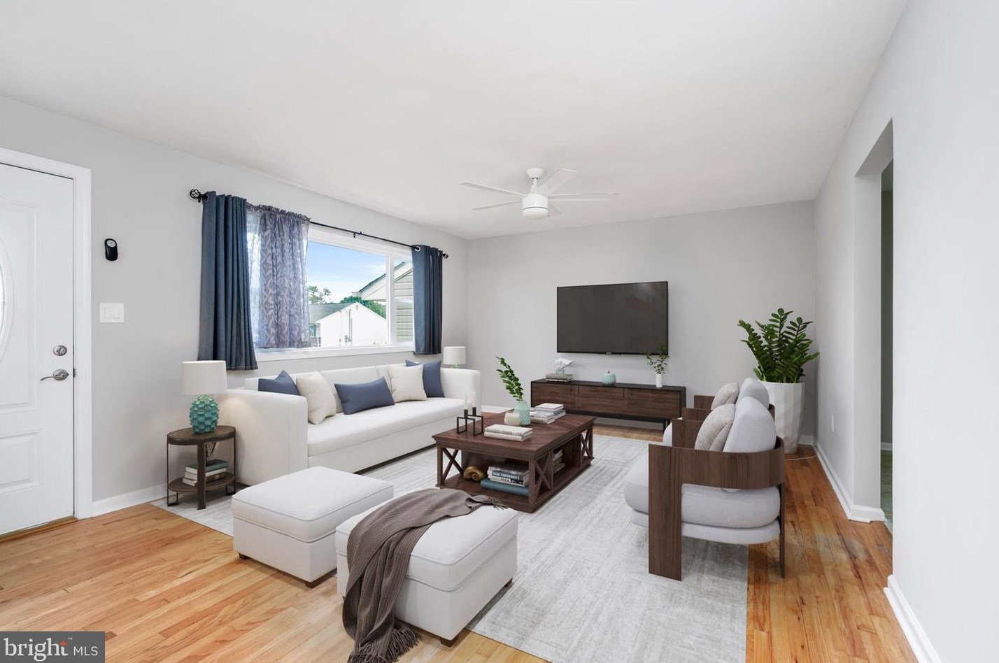 15 Wharian Ct, Trenton, NJ 08620