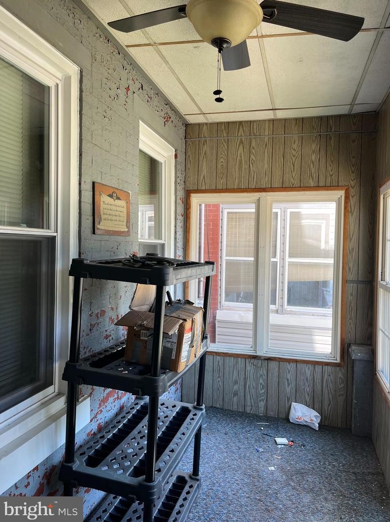 120 Mcclellan Ave, Trenton, NJ 08610