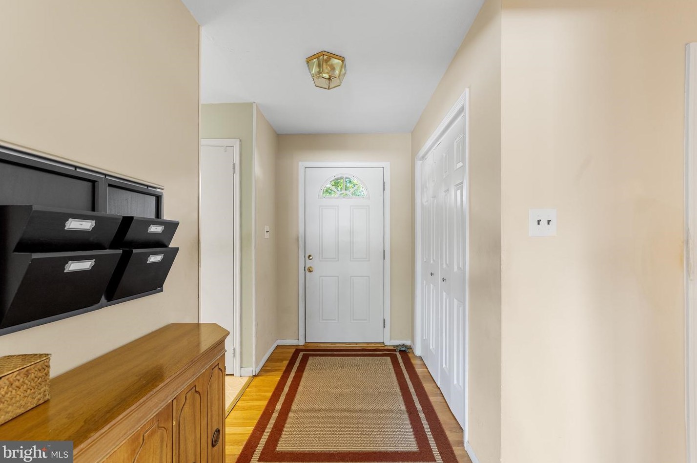 8 Tower Pl, Lawrence Township, NJ 08648