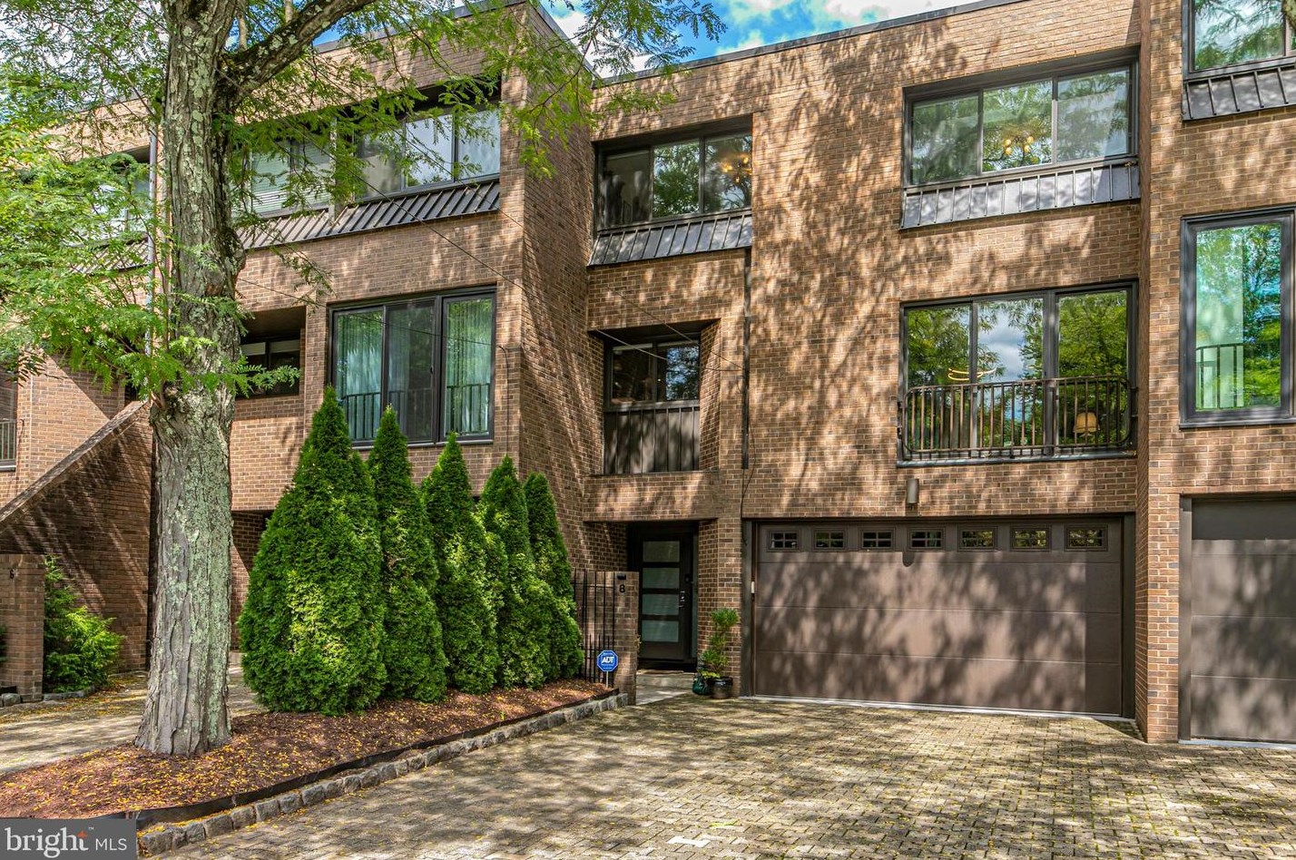 8 Willow St, Princeton, NJ 08542