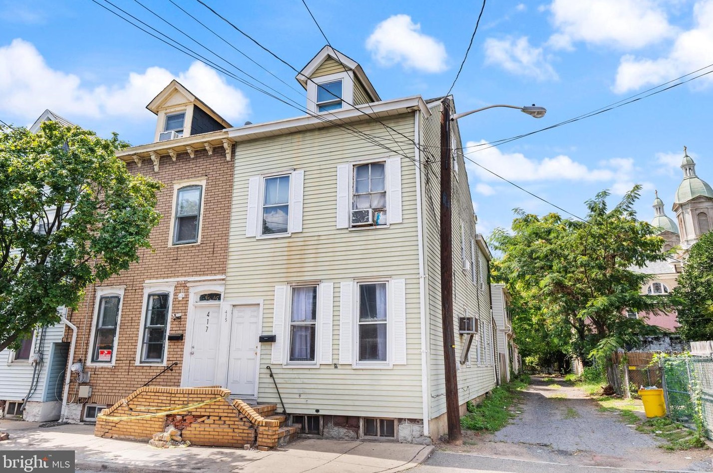 415 Beatty St, Trenton, NJ 08611