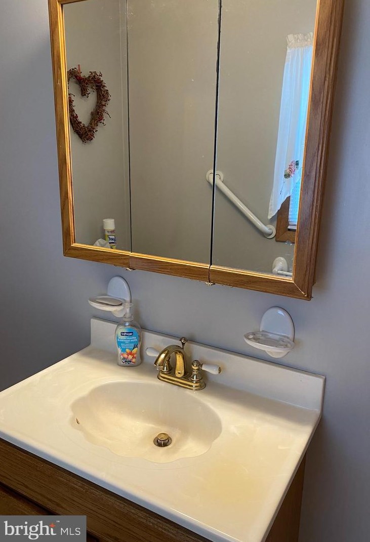 1815 Hamilton Ave, Trenton NJ 08609-2720 exterior