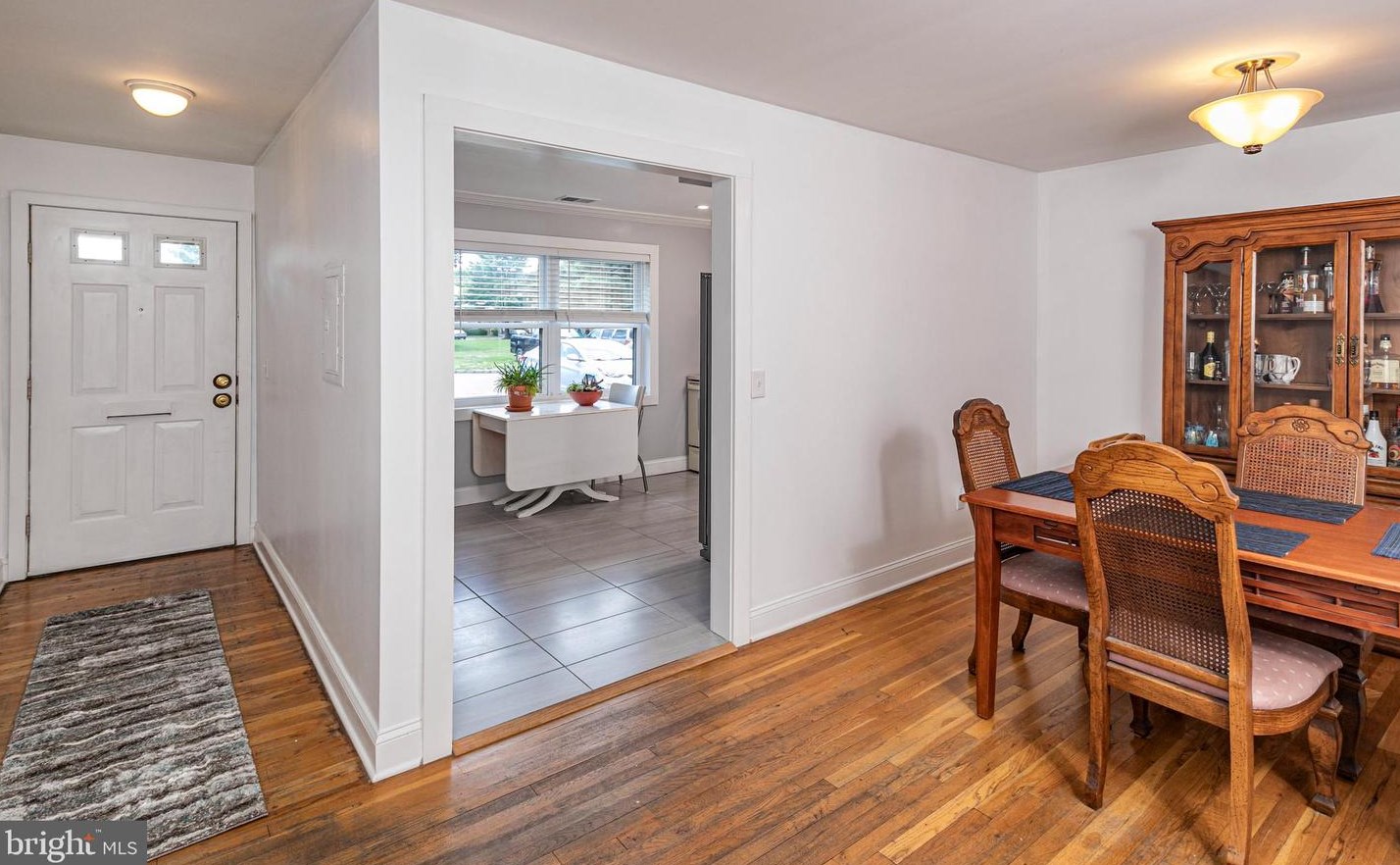 1402 Silver Ct, Hamilton Township, NJ 08690