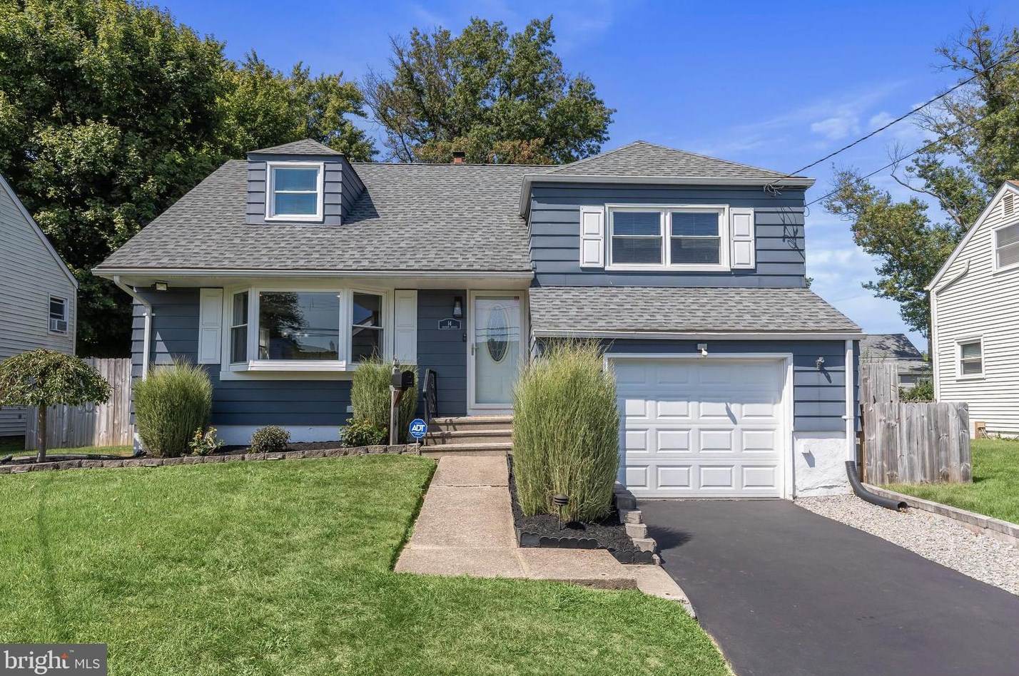 14 Wickom Ave, Trenton, NJ 08690