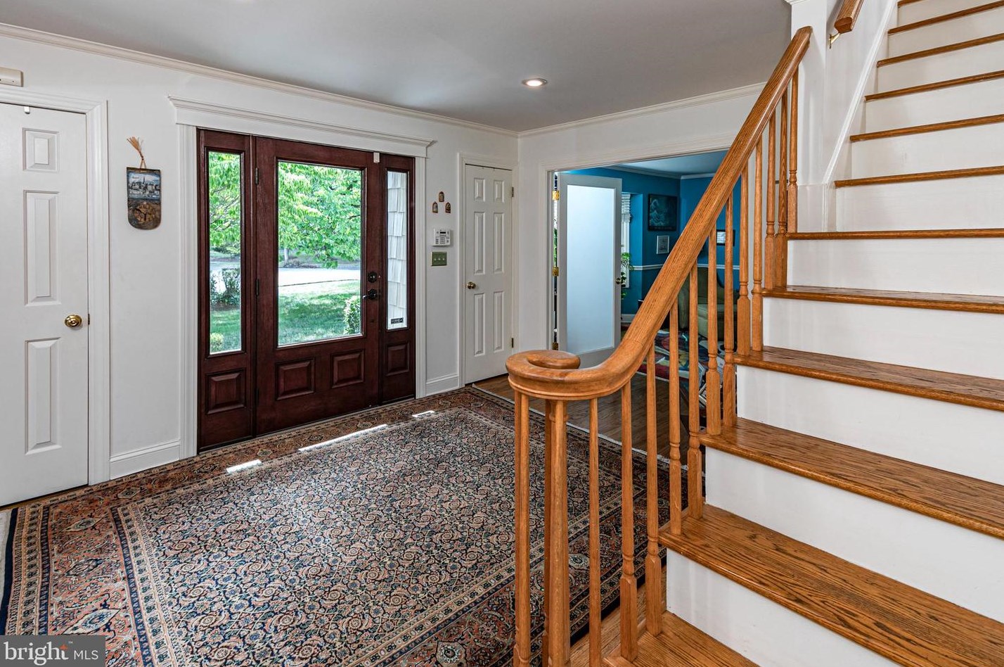 30 Laurel Wood Dr, Trenton NJ  08648-1000 exterior