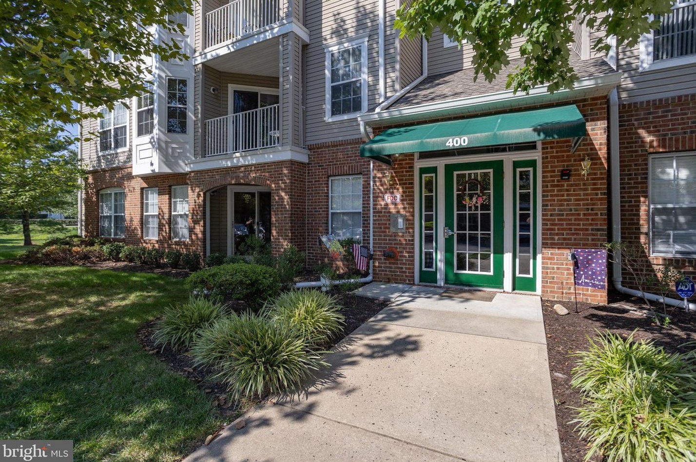 433 Mowat Cir, Trenton, NJ 08690