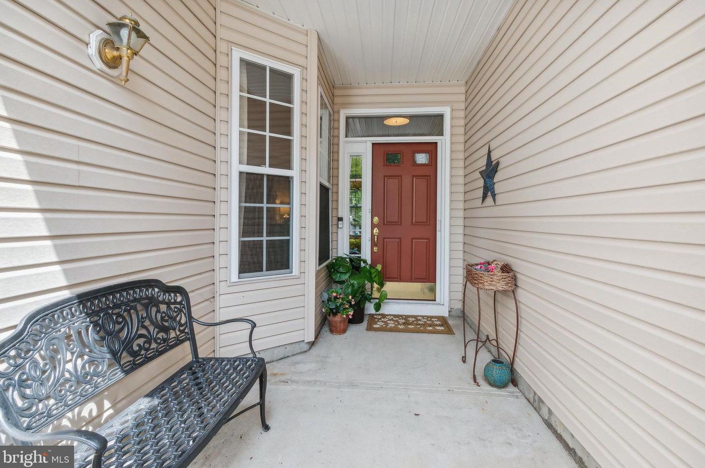 93 Knox Ct, Pennington, NJ 08534
