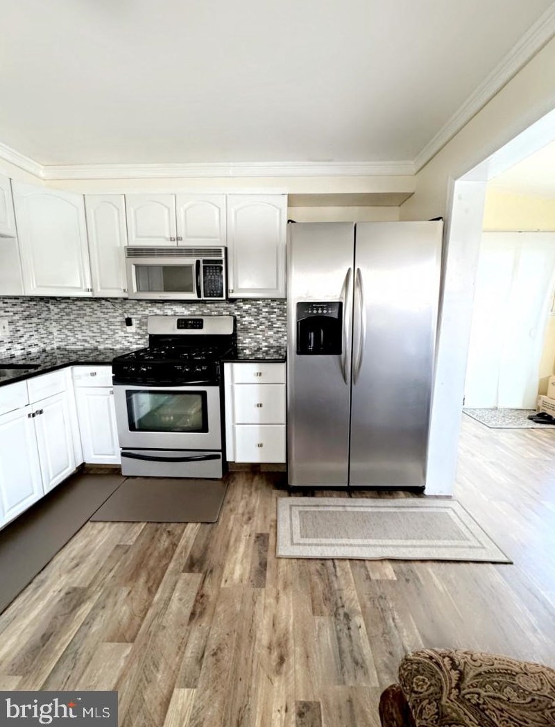 112 Thropp Ave, Trenton NJ  08610-3521 exterior