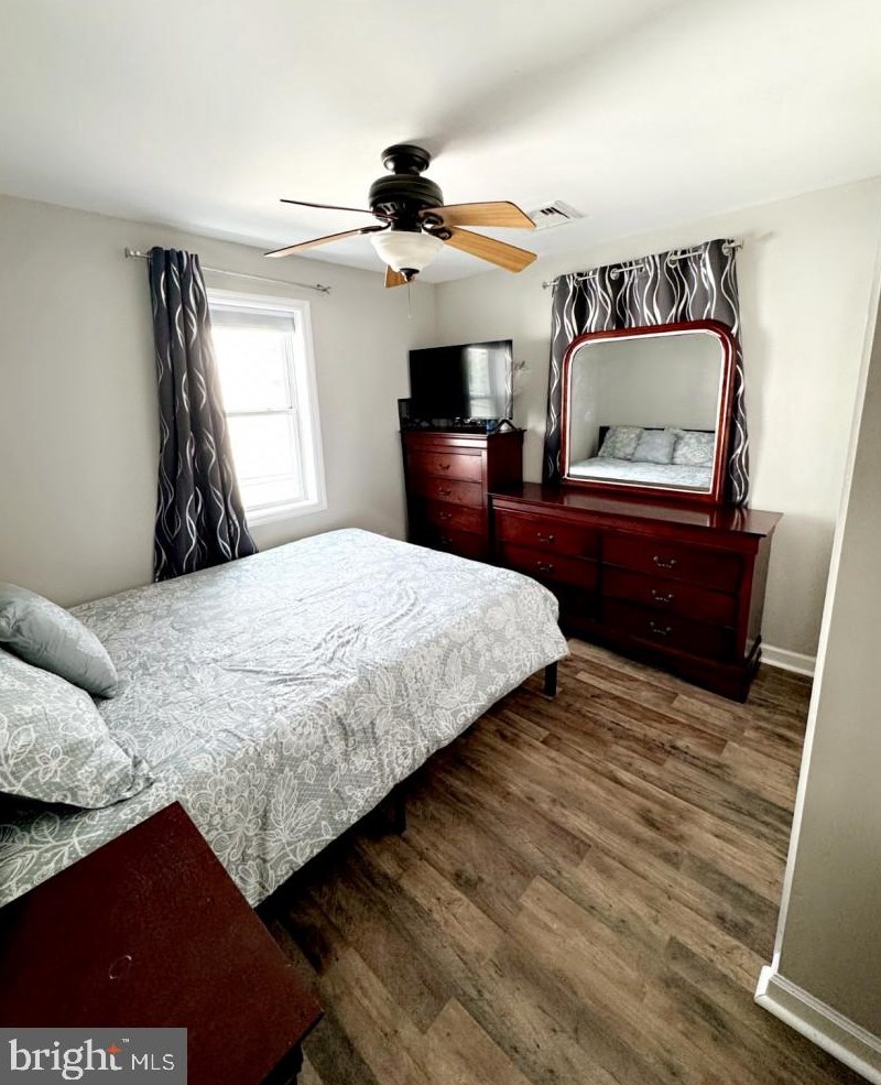 112 Thropp Ave, Trenton NJ  08610-3521 exterior