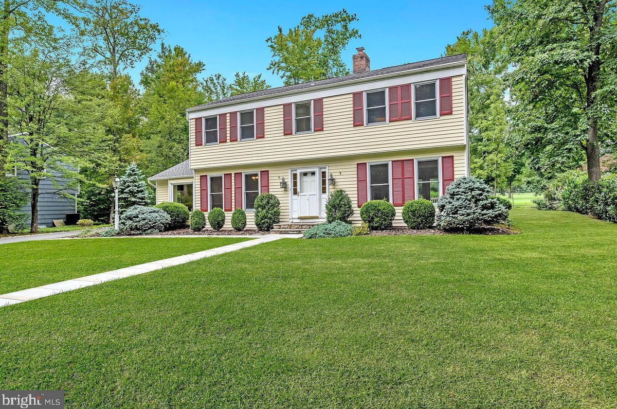 22 Balsam Ct, Trenton, NJ 08648