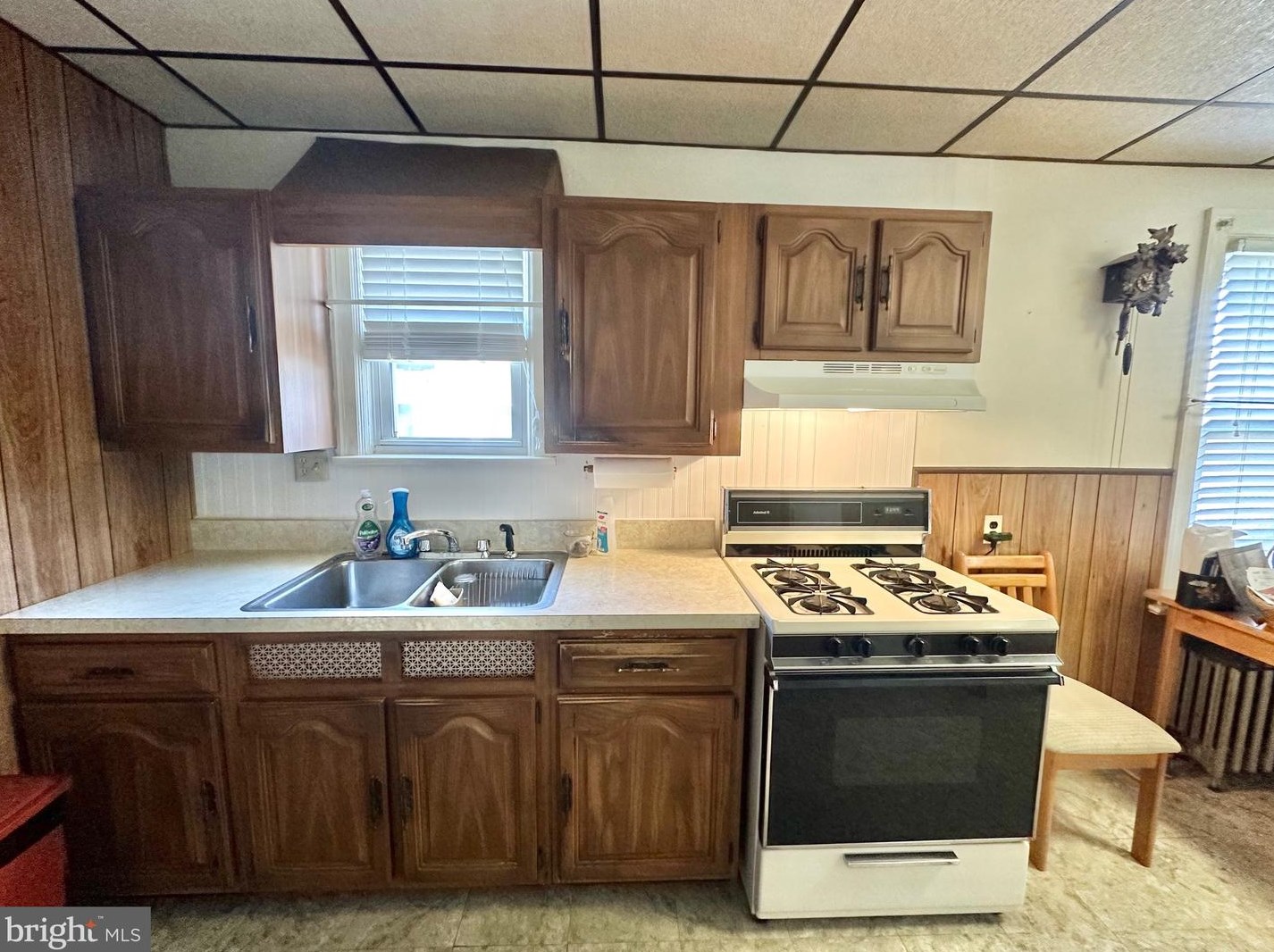451 Miller Ave, Trenton, NJ 08610
