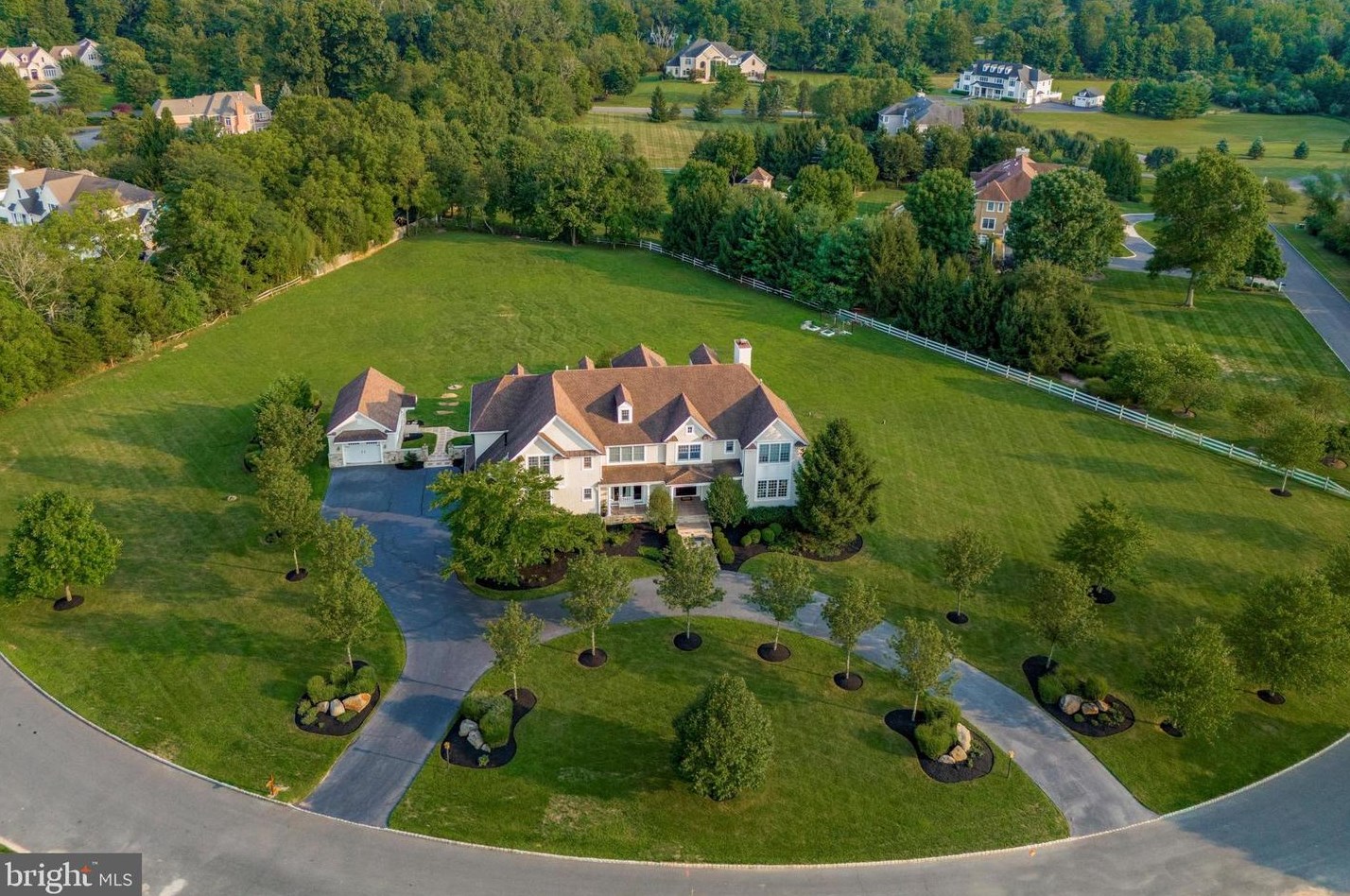 20 Tara Way, Pennington, NJ 08534